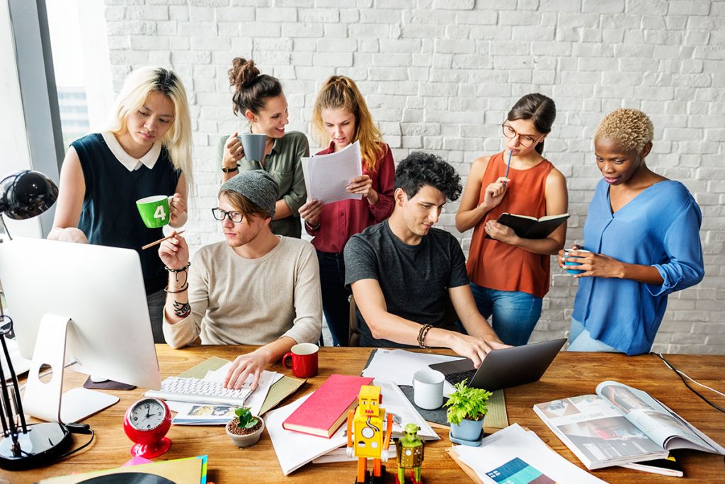 Automatiser votre business grâce à l’IA : outils simples et cas concrets